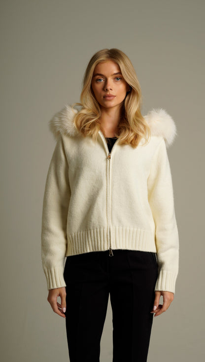 THE CLOUD KNIT COAT